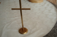 Križ od plemenitog metala,posvećen,visina 17cm,vidi slike!