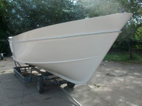 Izliven brod u kit tip Gozzo 26