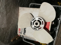 Propeler original Yamaha 9.9