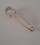 BROŠ BOJA ZLATA S BISERIMA - NOVO