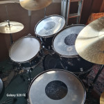 ROKERI PAŽNJA - UGODNO PRODAJEM KOMBINOVAN ROCK KOMPLET