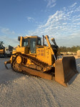 Buldozer CAT D6T XL DS, prvi vlasnik+servisna knjižica, izvrsno stanje