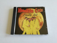 MOONLIGHT CATS - FINALLY LIVE