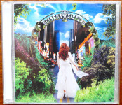 Scissor sisters: Scissor sisters