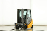 Električni viličar Jungheinrich EFG 430 – 3.000 kg, 80V, triplex, 3.0t