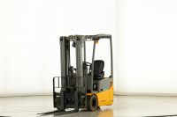 Jungheinrich EFG-115 elektro viličar 1500 kg, non-marking, 2020.