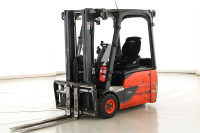 Linde E-16-02 električni viličar 1,6 t, triplex, 3659 sati