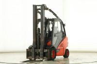Linde H-35-T-02 – plinski 3,5 t, triplex 645 cm, kabina, 2016.