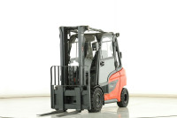 Linde H30D-01 dizelski viličar – 3000 kg, triplex, precizan rad