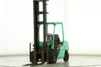 Mitsubishi FD35N dizelski viličar – 3500 kg, triplex, vanjski rad