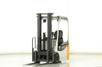 Still električni viličar 1500 kg, Triplex 492 cm, sideshift