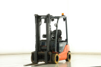 Toyota 8FBMK20 električni viličar – 2000 kg, triplex, kompakt