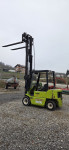 Viličar Clark 2.5t