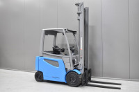 Viličar JUNGHEINRICH EFG 425 k