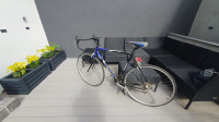 Bicikl cestovni Fuji malo korišten