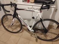 Cestovni bicikl Author A44