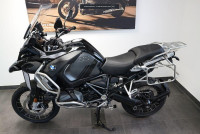BMW R1250GS ADV Tripple Black 1254 cm3 - 3 KOFERA, AKRAPOVIC