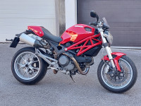 Ducati Monster 1100 1100 cm3