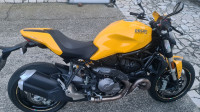 Ducati Monster 821 cm3