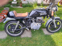 Honda  395 cm3