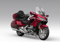 Honda GL1800 GOLD WING TOUR 1833 cm3