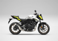 **AKCIJA**Honda HORNET 500