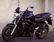 Yamaha FZ6n 600 cm3, u odličnom stanju, reg 1g