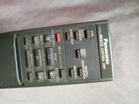 Panasonic daljinski za Tv i Video rekorder prodajem