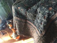 Arapski stoljnjak pokrivač od brokata i baršuna  ručni rad original