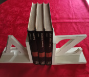 DRVENI DRŽAČI ZA KNJIGE