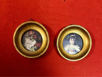 DVIJE MALE OKRUGLE SLICICE  8 cm