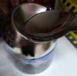 Pepeljara s poklopcem