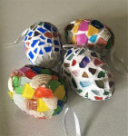 Uskrsna jaja od mozaika, viseća