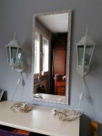 zidne svjetiljke i ogledalo