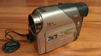 JVC GR-D33 MINIDV DIGITAL CAMCORDER video kamera