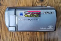 Sony DCRSX50E Handycam Camcorder, 16GB (11hrs), problem sa zoom funkc.