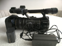 Sony HDR-AX2000, odlična video kamera, full HD