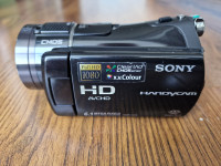 Kamera Sony HDR-CX6EK MemoryStick Camcorder Review, ispravna, očuvana.