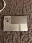 Legendarni srebrni model Sony Cyber-shot vintage digicam estetike!