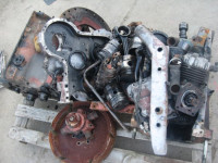 560 MOTOR U DJELOVIMA   KOMPLET