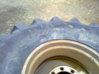 GUME ZA KOMBAJN 620/75 - R26