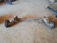 Osovina za izradu prikolice.