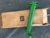 JOHN DEERE POGON HIDRAULIČNE PUMPE