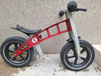 FIRST BIKE balansirajuća bicikla za djecu od 2 do 5 god.