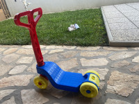 Romobil - plastični (za malu djecu)