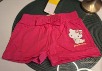 KRATKE HLAČE VEL 98/104 - za:3 god  - NOVO