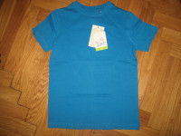 MAJICA vel . 122 za  6-7 GOD. - NOVO