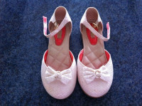 bijele cipelice br 28