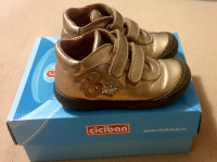 Ciciban kožne cipelice br.22 + gratis tenisice/šlapice