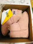 Ugg čizmice baby pink
